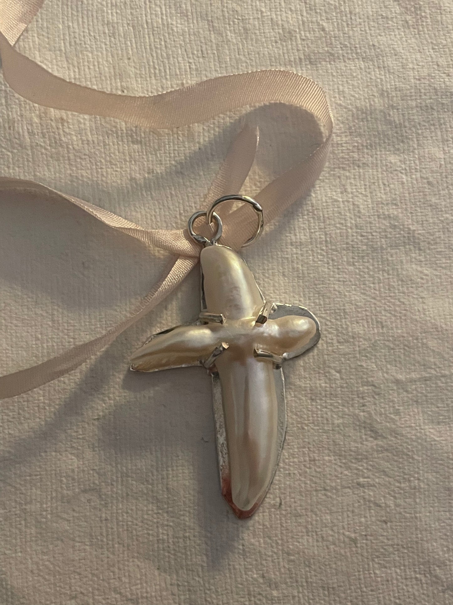I Saw a Ghost - pendant